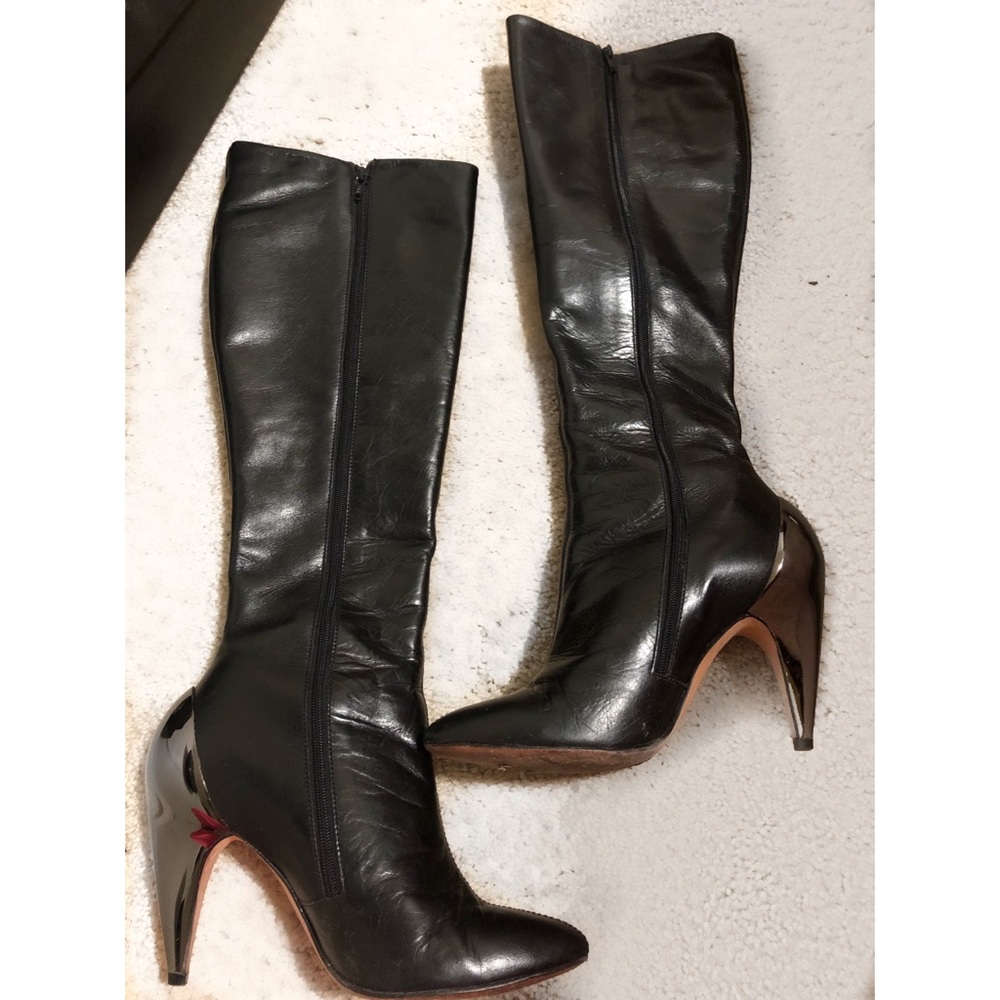 Vintage 2007 Report Signature Saige Boots